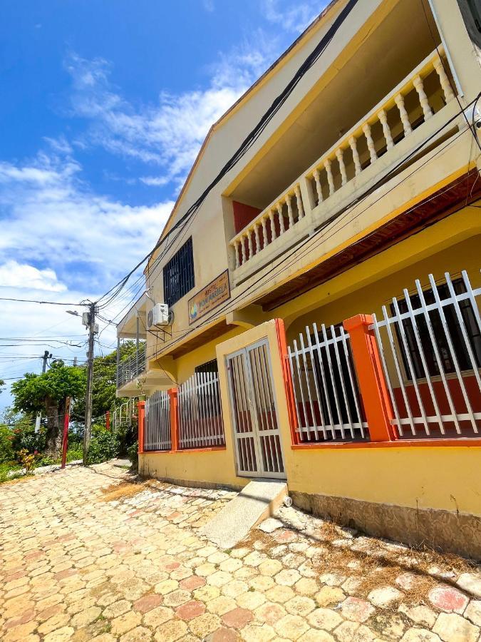 Hostal Mom Mariela San Andrés Exterior photo